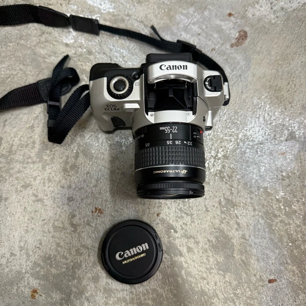 Canon EOS IX Lite APS Film Camera Kit w Speedlite Flash Tested Bundle